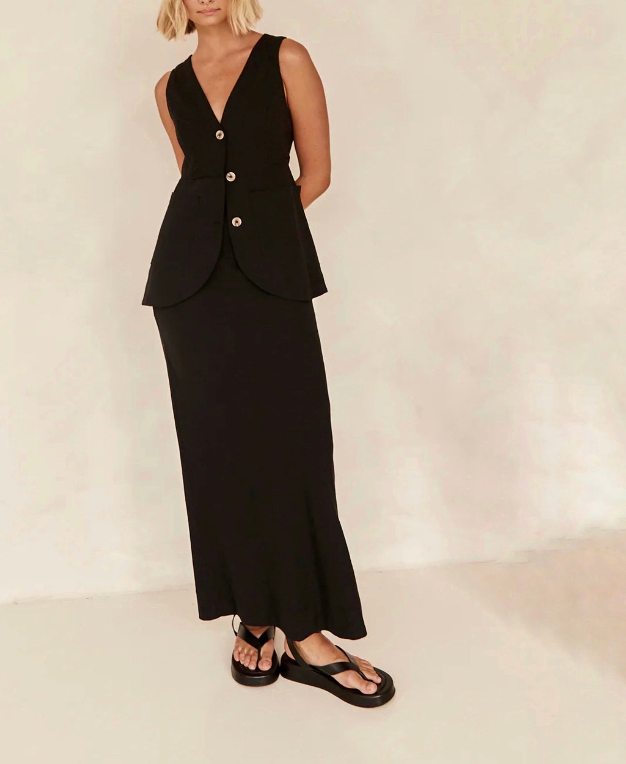 MARCELINE SKIRT -BLACK