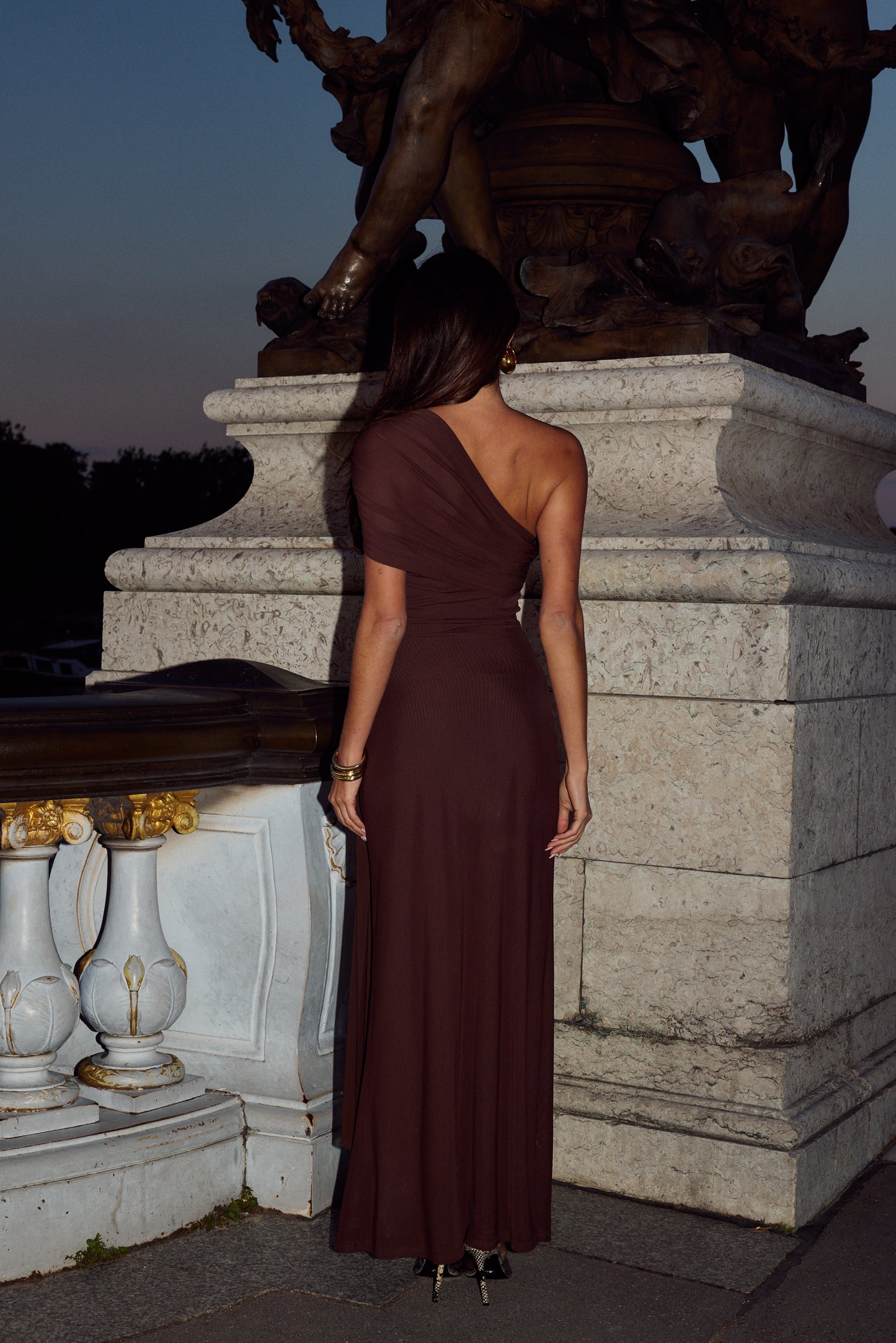 KASSI ONE SHOULDER MIDI DRESS - BITTER CHOCOLATE