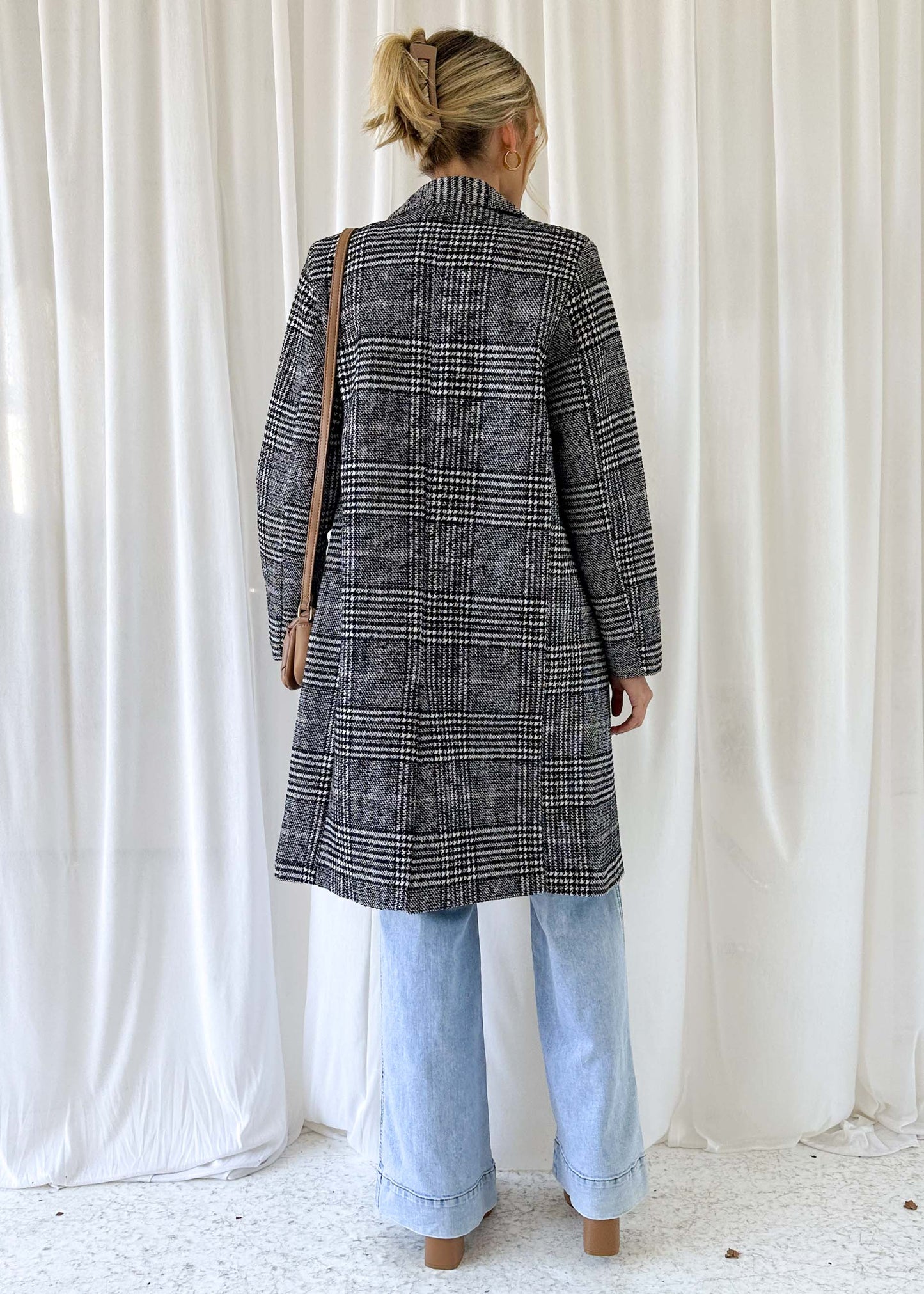 ASPEN CHECKED TRENCH COAT -BLACK/WHITE