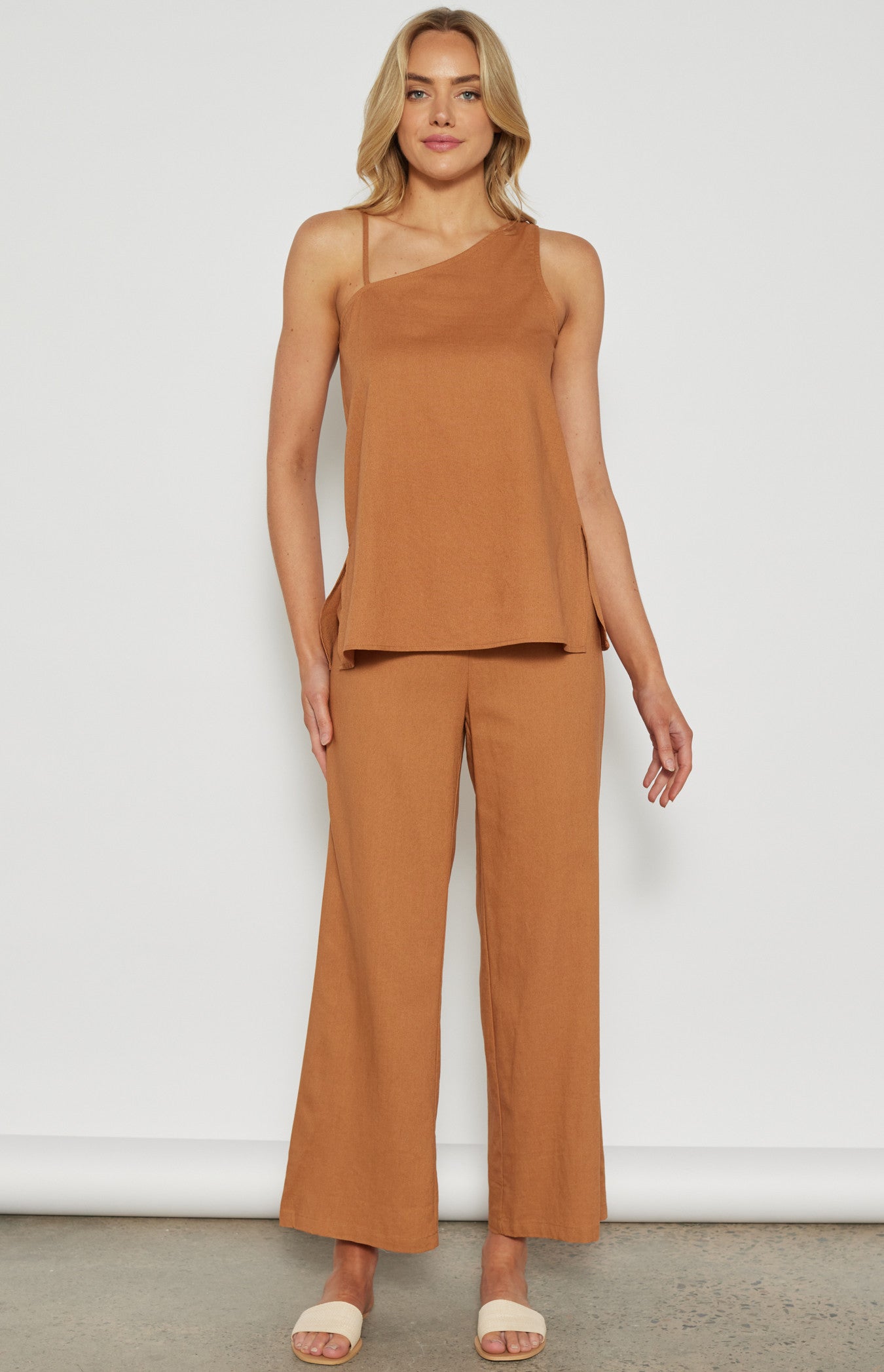 PARKER TOP & PANT SET -CARAMEL