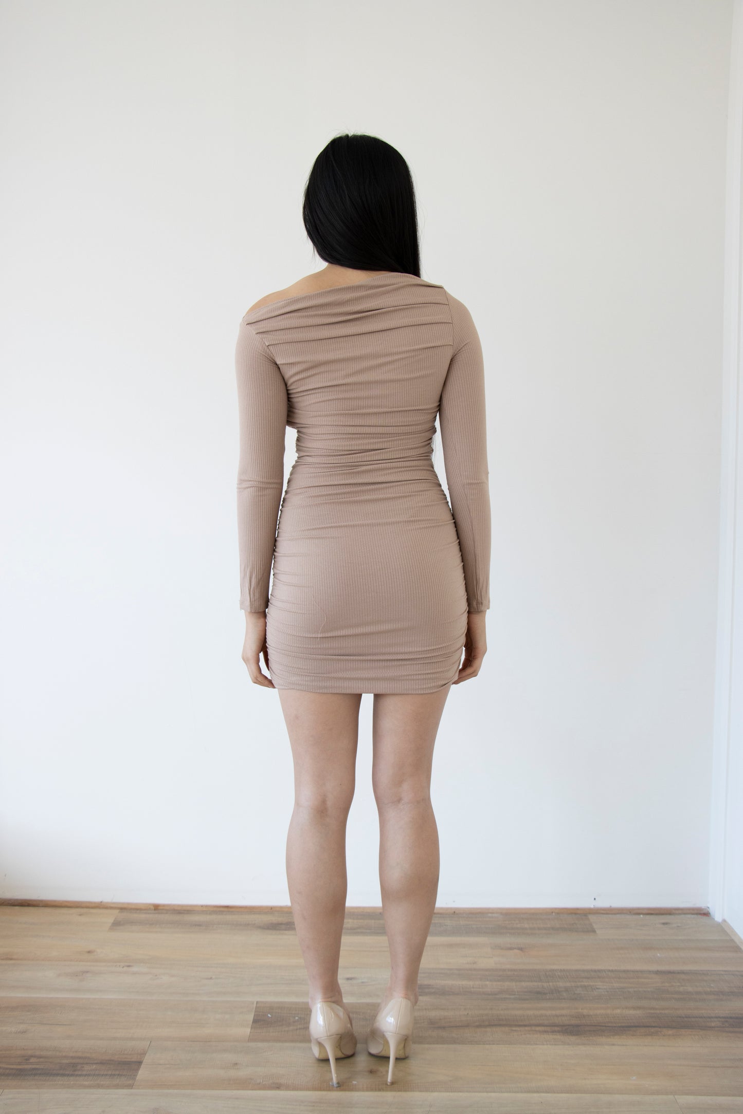 CERISE MINI DRESS -MOCHA