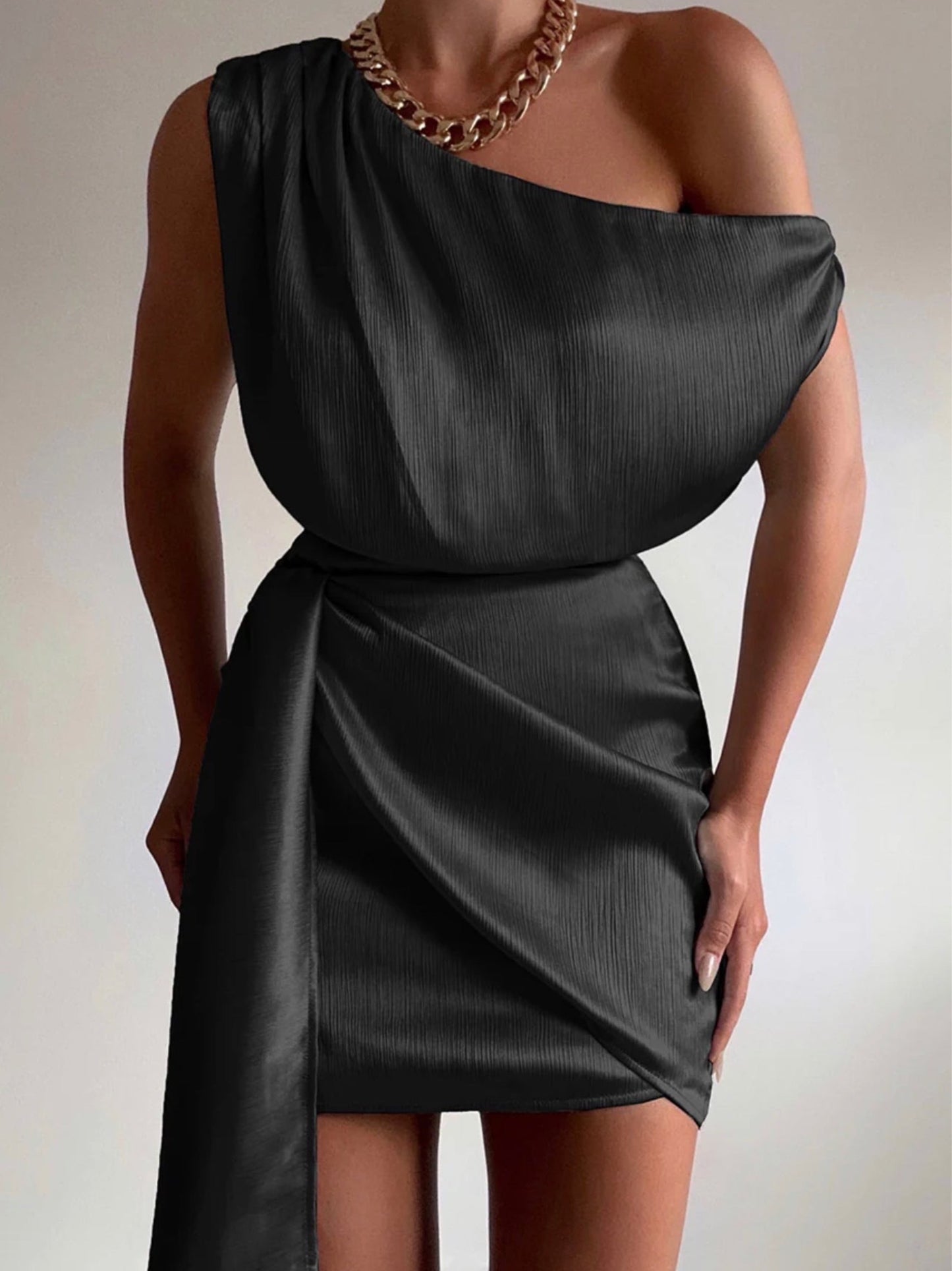 CHARISMATA DRESS -BLACK