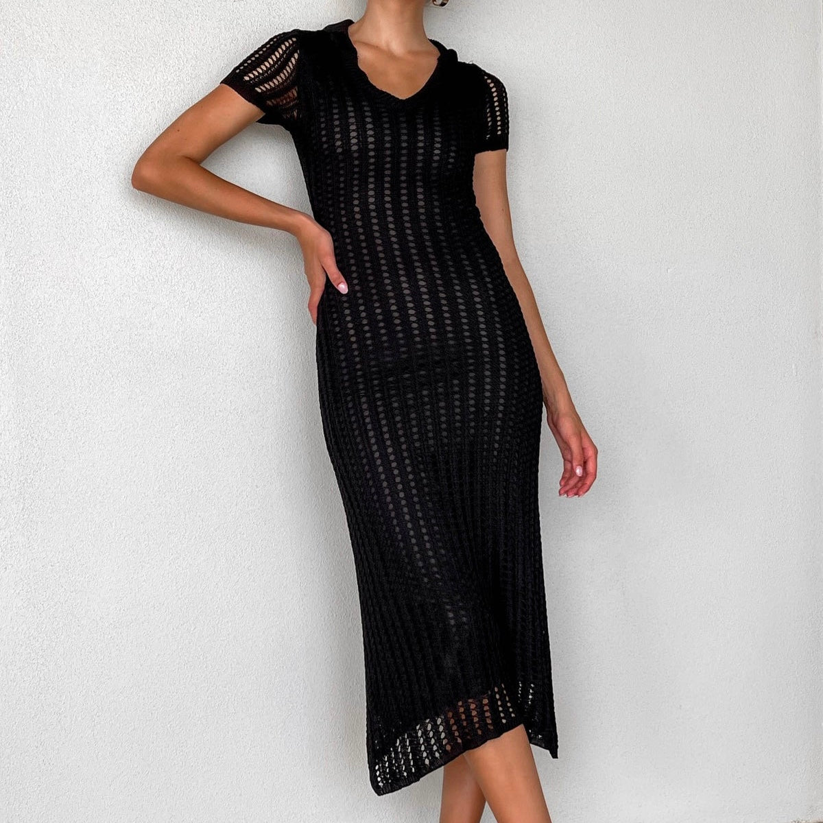 ELLIA MIDI DRESS -BLACK