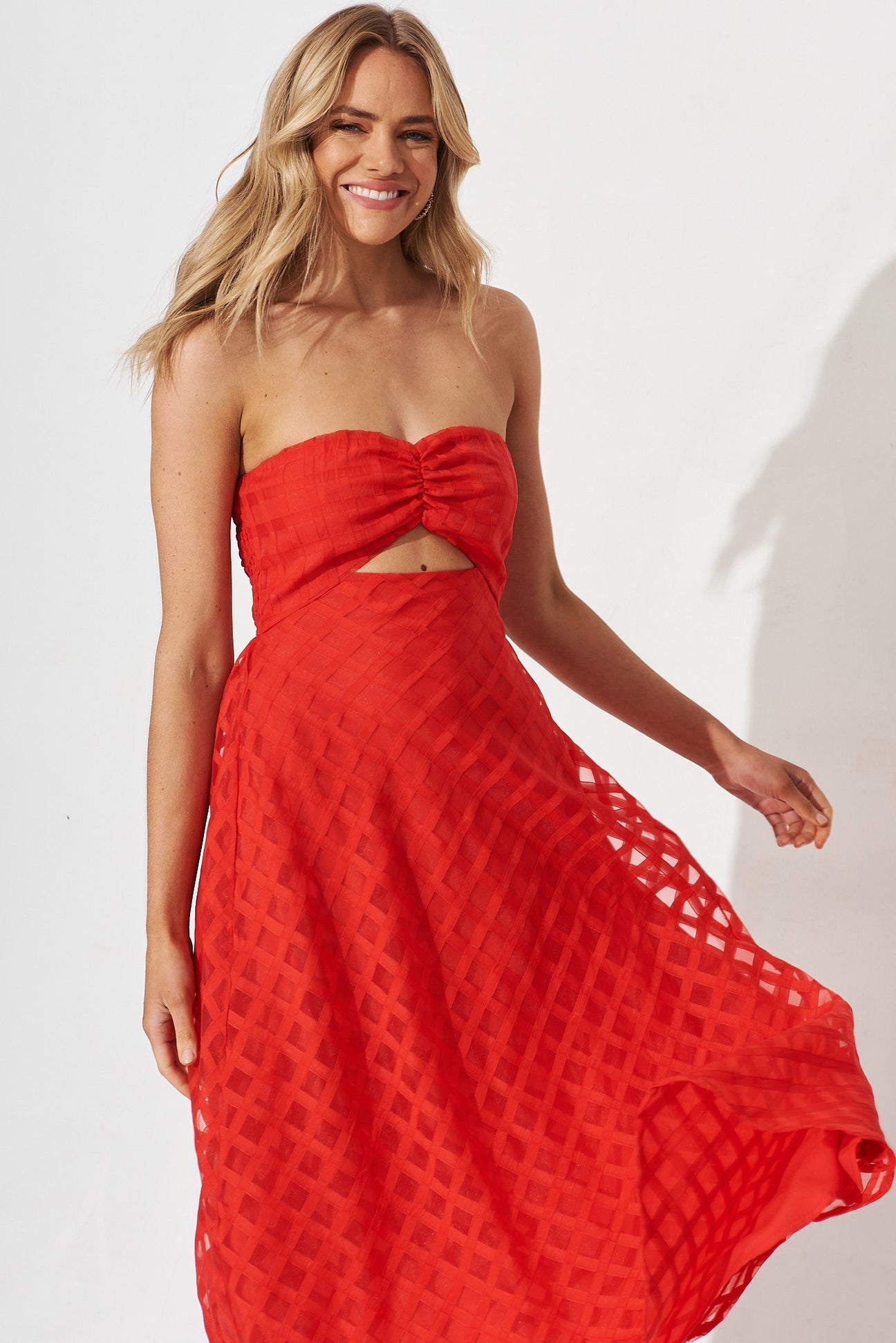 KISS MIDI DRESS -RED