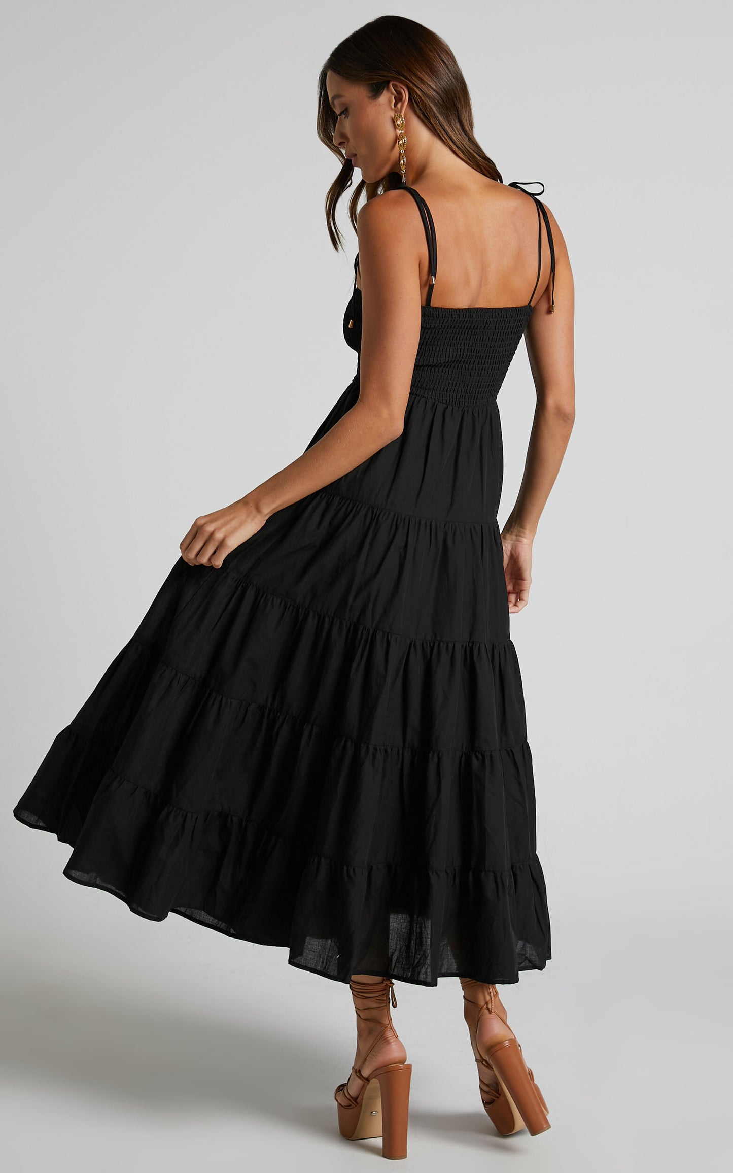 KIMOI MIDI DRESS -BLACK