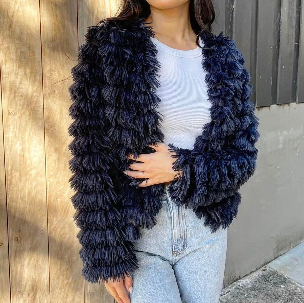 AROMA SHAGGY JACKET -BLACK