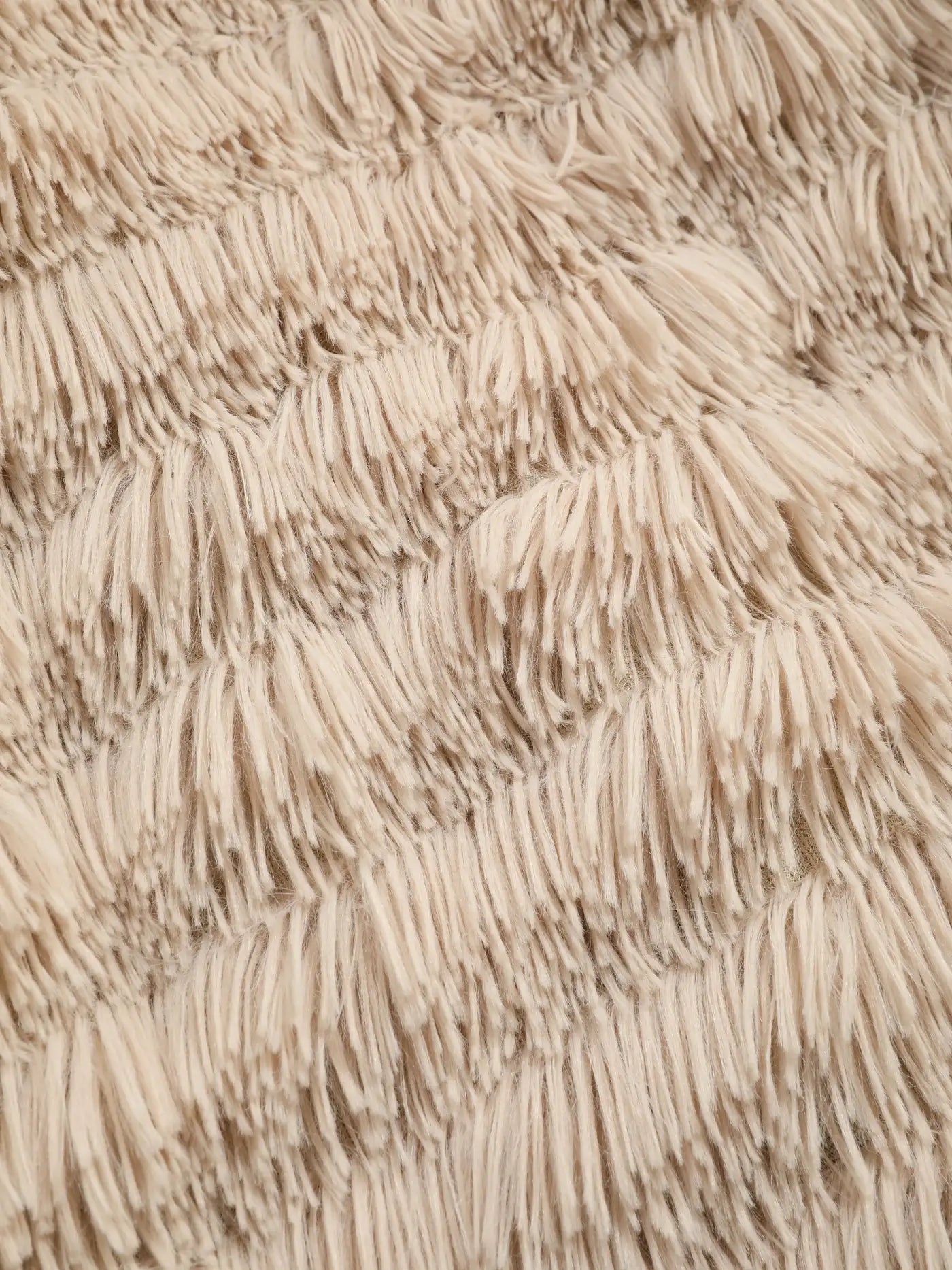 AROMA SHAGGY JACKET -BEIGE
