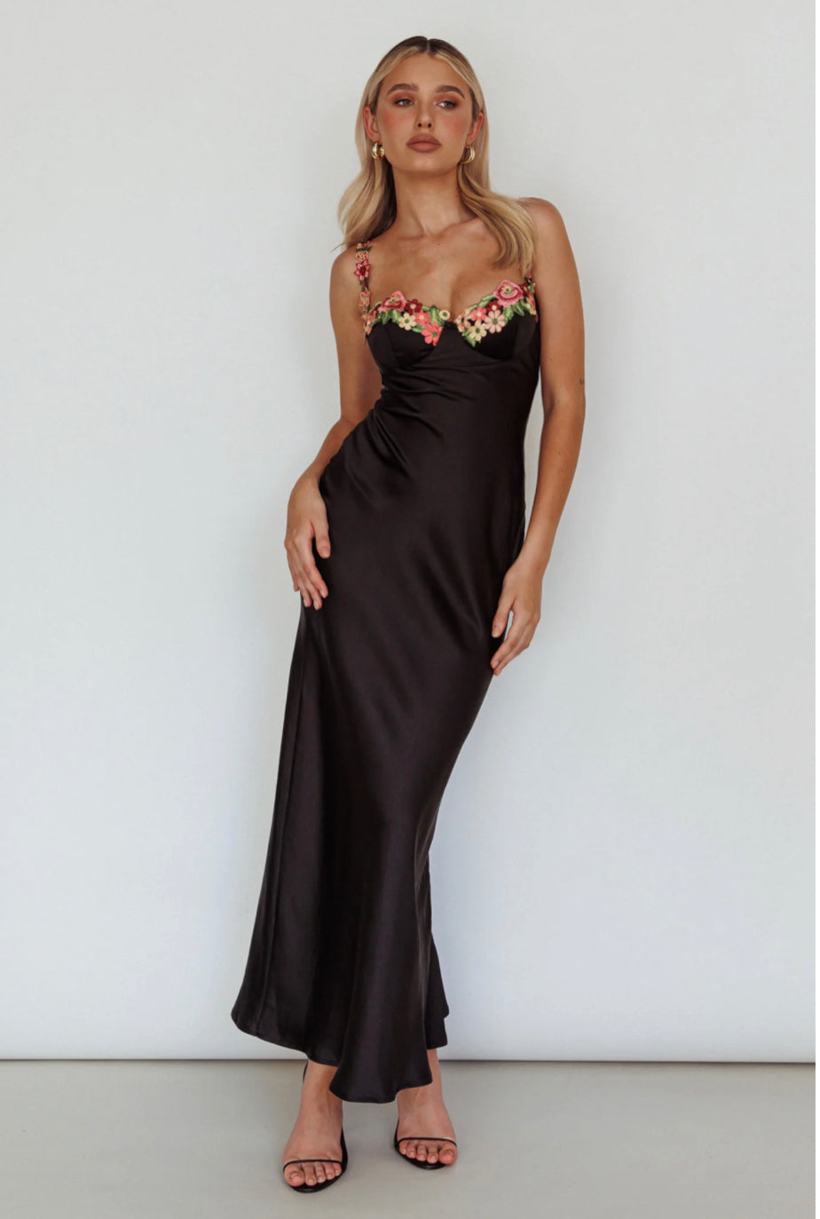 AMICIA MIDI DRESS -BLACK