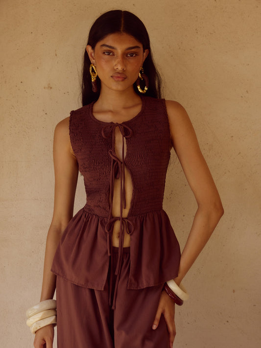 FLEUR SHIRRED TIE FRONT TOP - CHOCOLATE