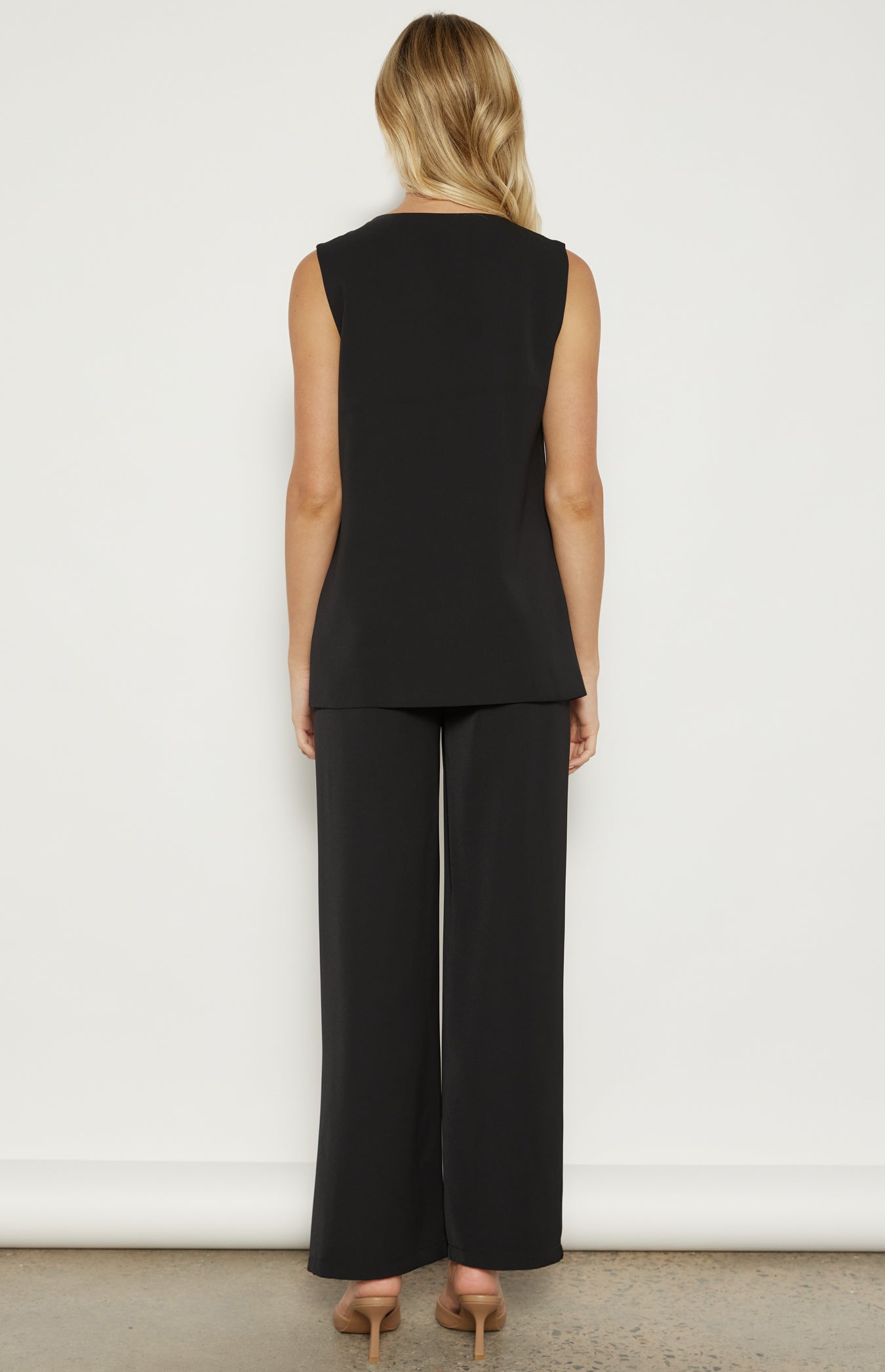 BALENII VEST & PANT SET -BLACK