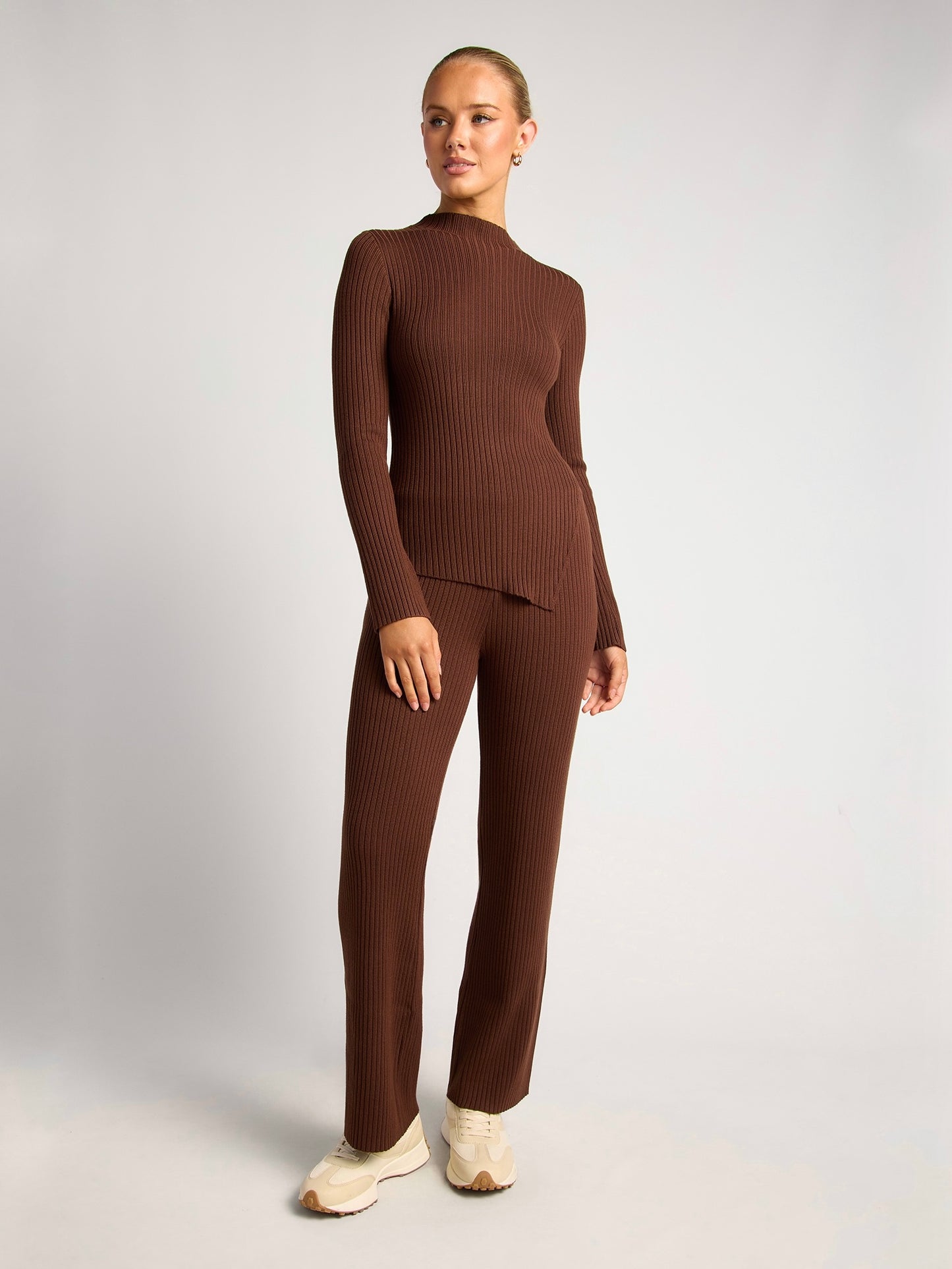 EVAN KNIT SET - CHOCOLATE