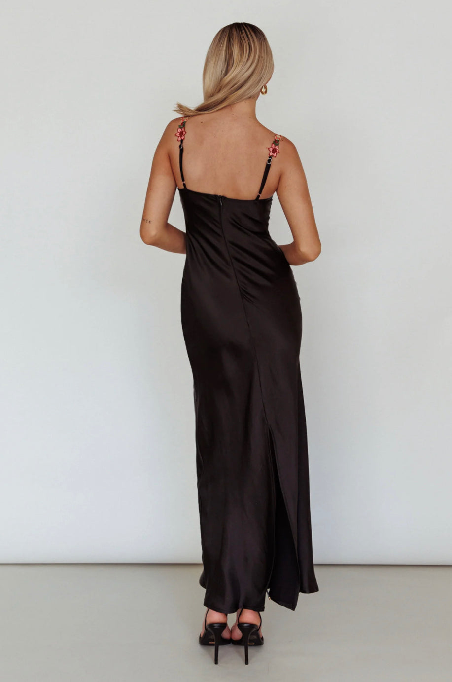 AMICIA MIDI DRESS -BLACK