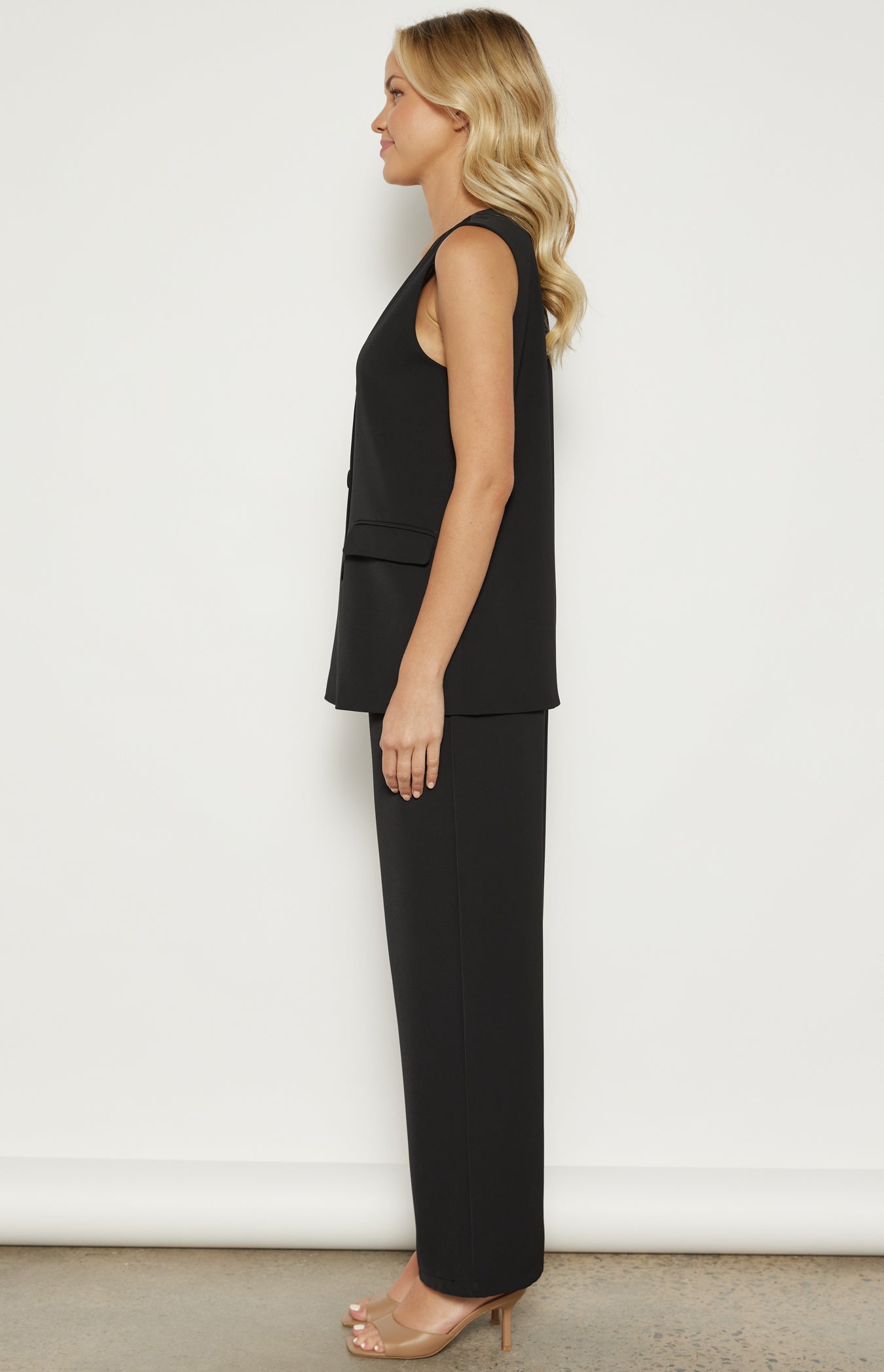 BALENII VEST & PANT SET -BLACK