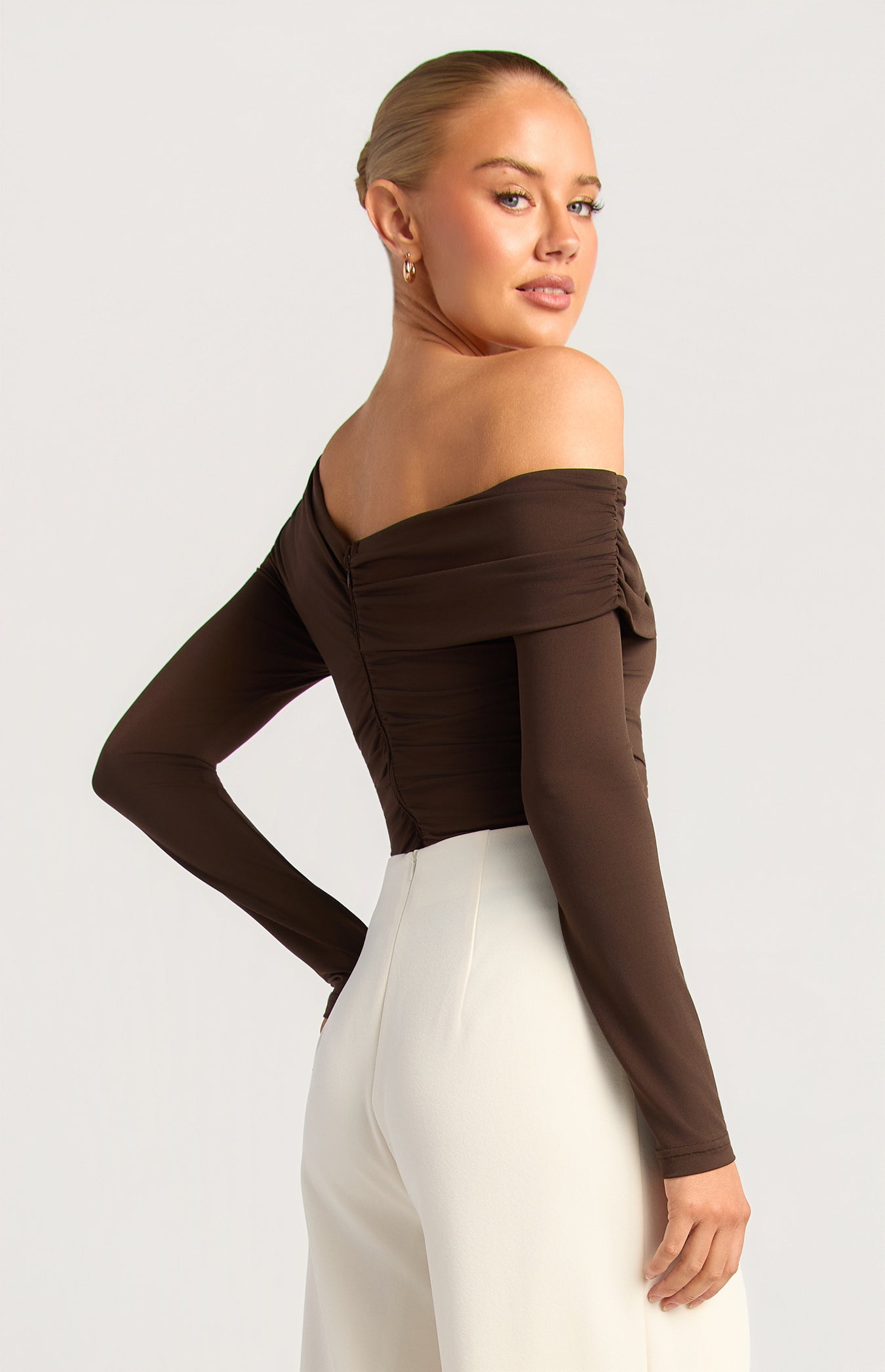 EMMERSON TOP -CHOCOLATE