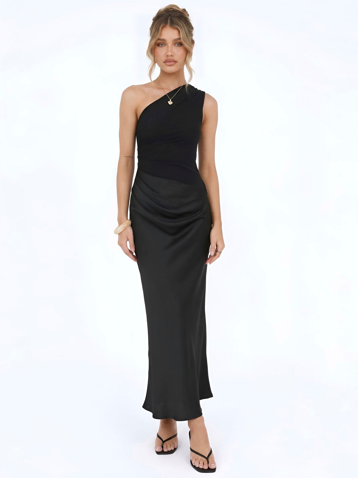 KENDAL MAXI DRESS -BLACK