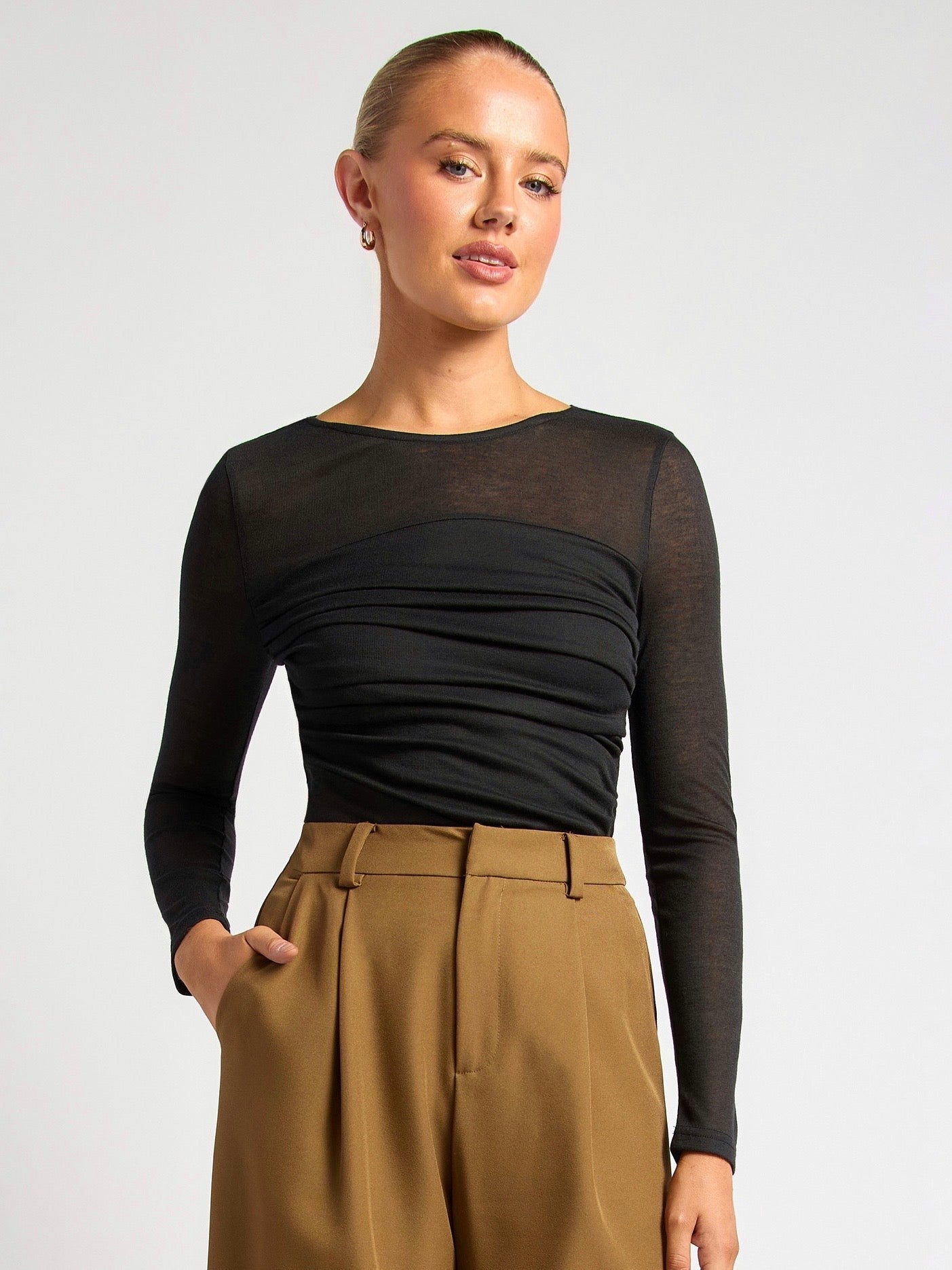 EMMA TOP -BLACK