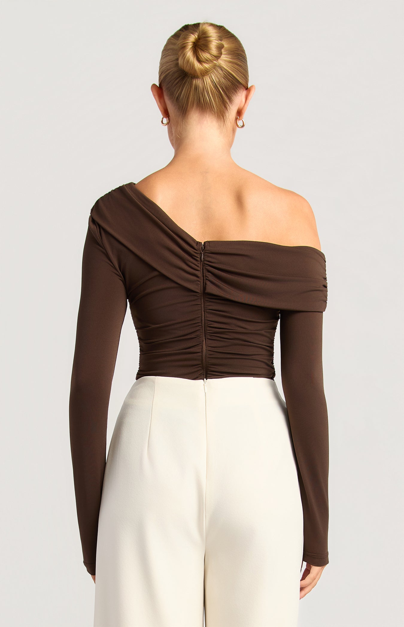 EMMERSON TOP -CHOCOLATE