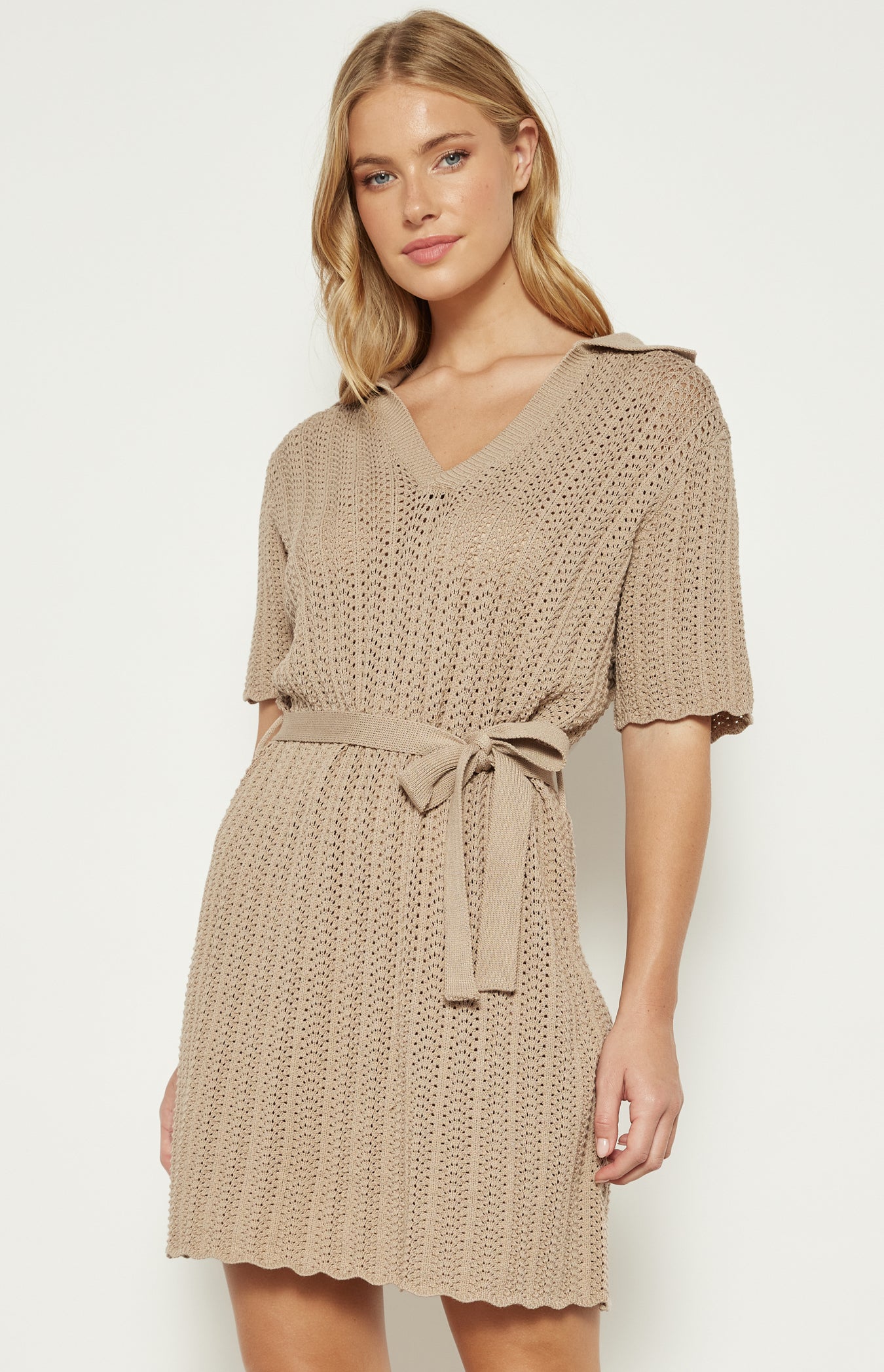 ASHLEIGH KNIT DRESS -BEIGE