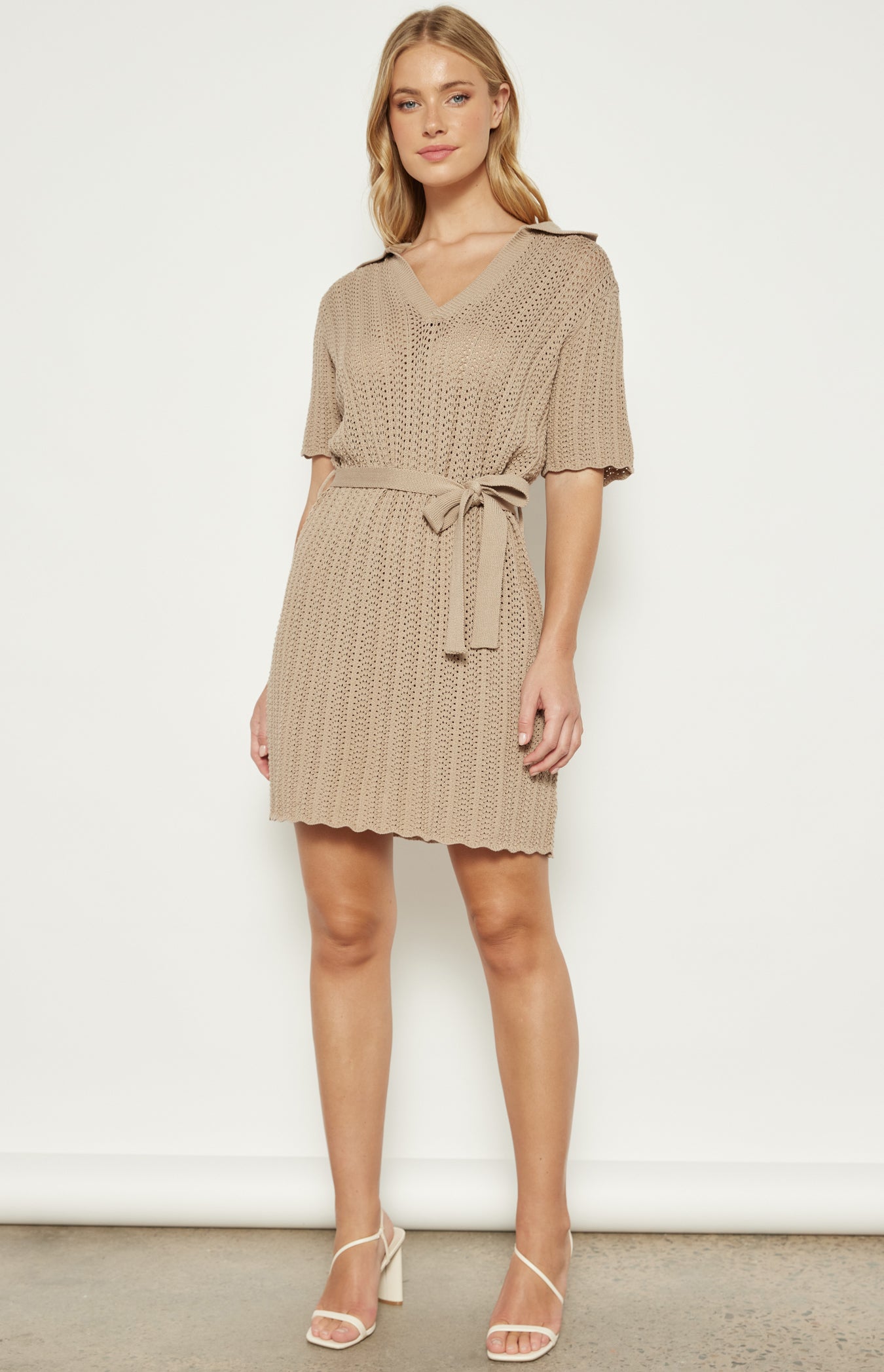 ASHLEIGH KNIT DRESS -BEIGE