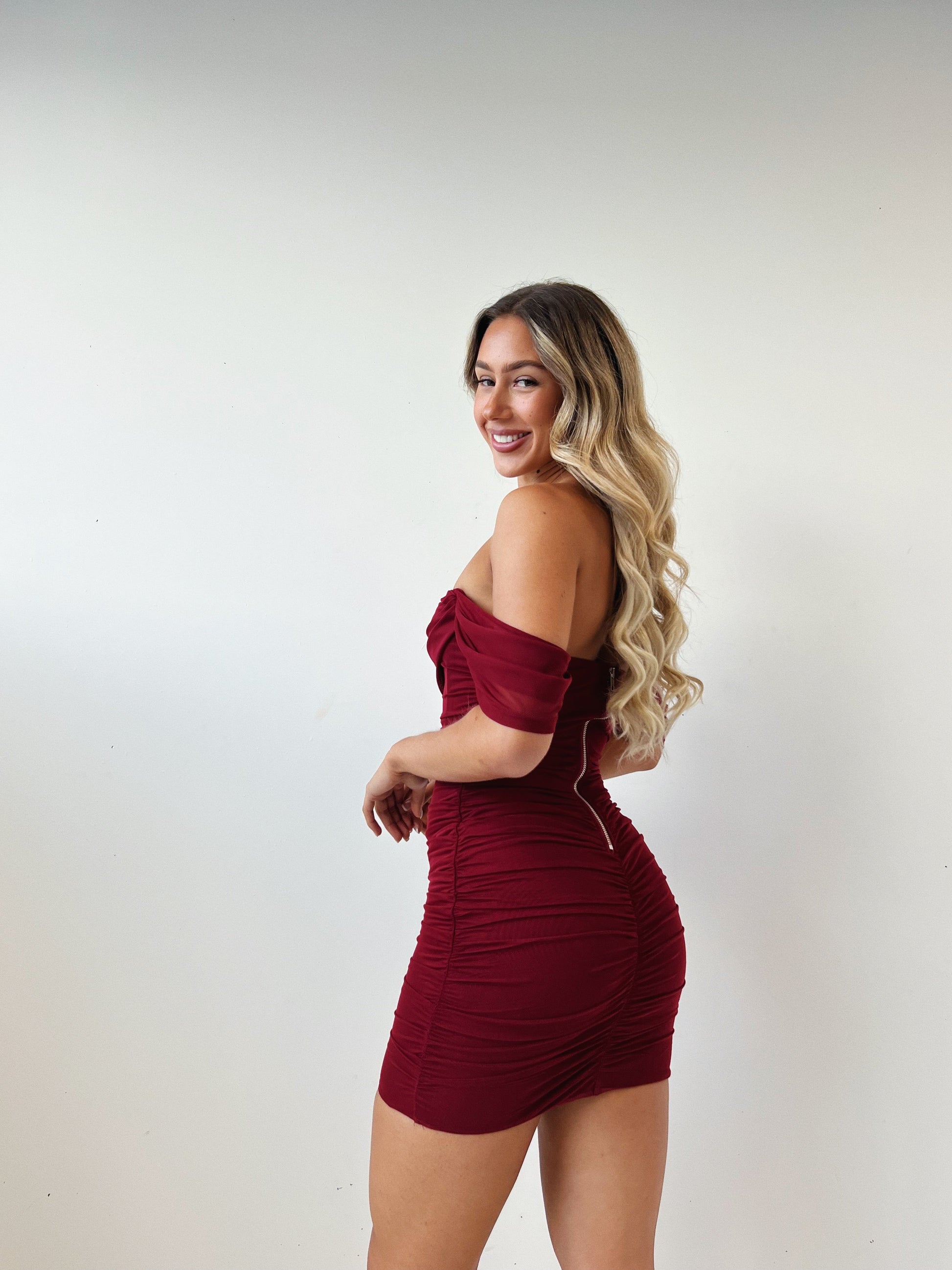 DAO MINI DRESS -DEEP RED DAO MINI DRESS -DEEP RED