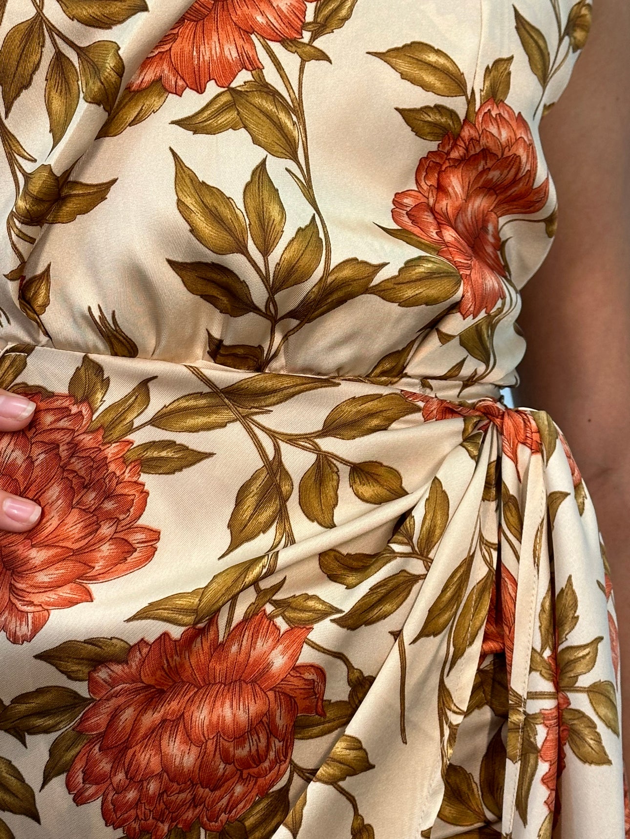 ROSEWOOD MINI DRESS -BEIGE FLORAL