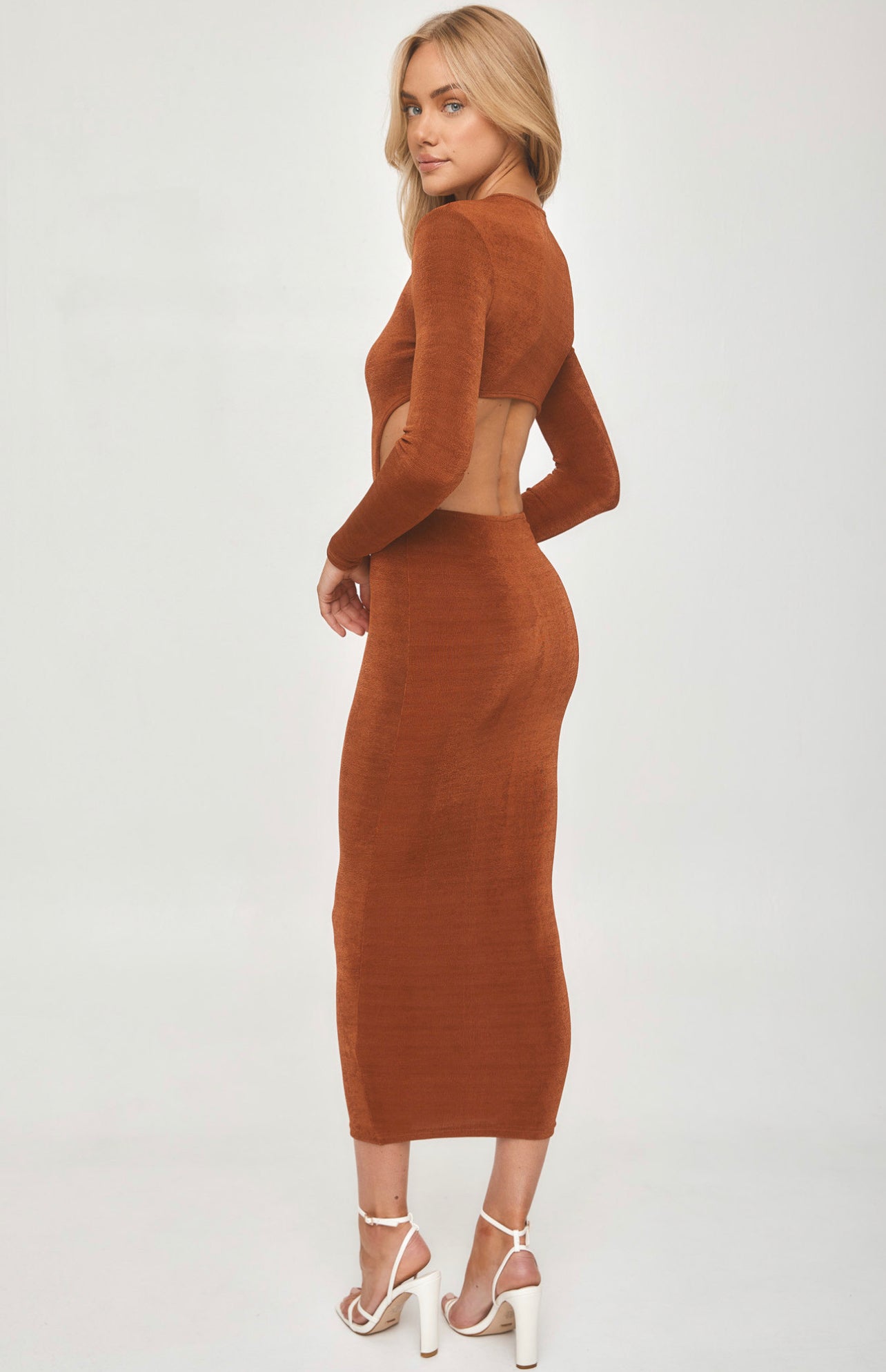 BADDIE MAXI DRESS -BROWN